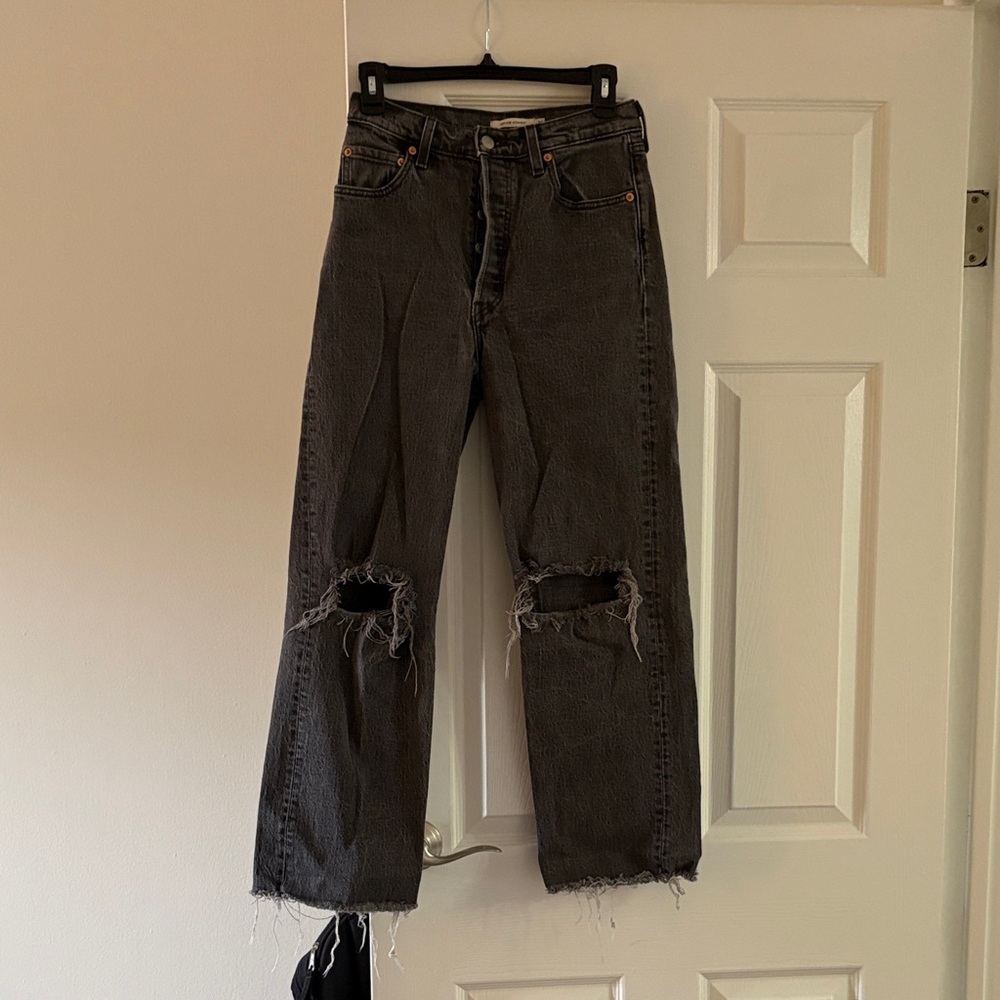 Signature by Levi Strauss High-Rise Distressed Black Jeans